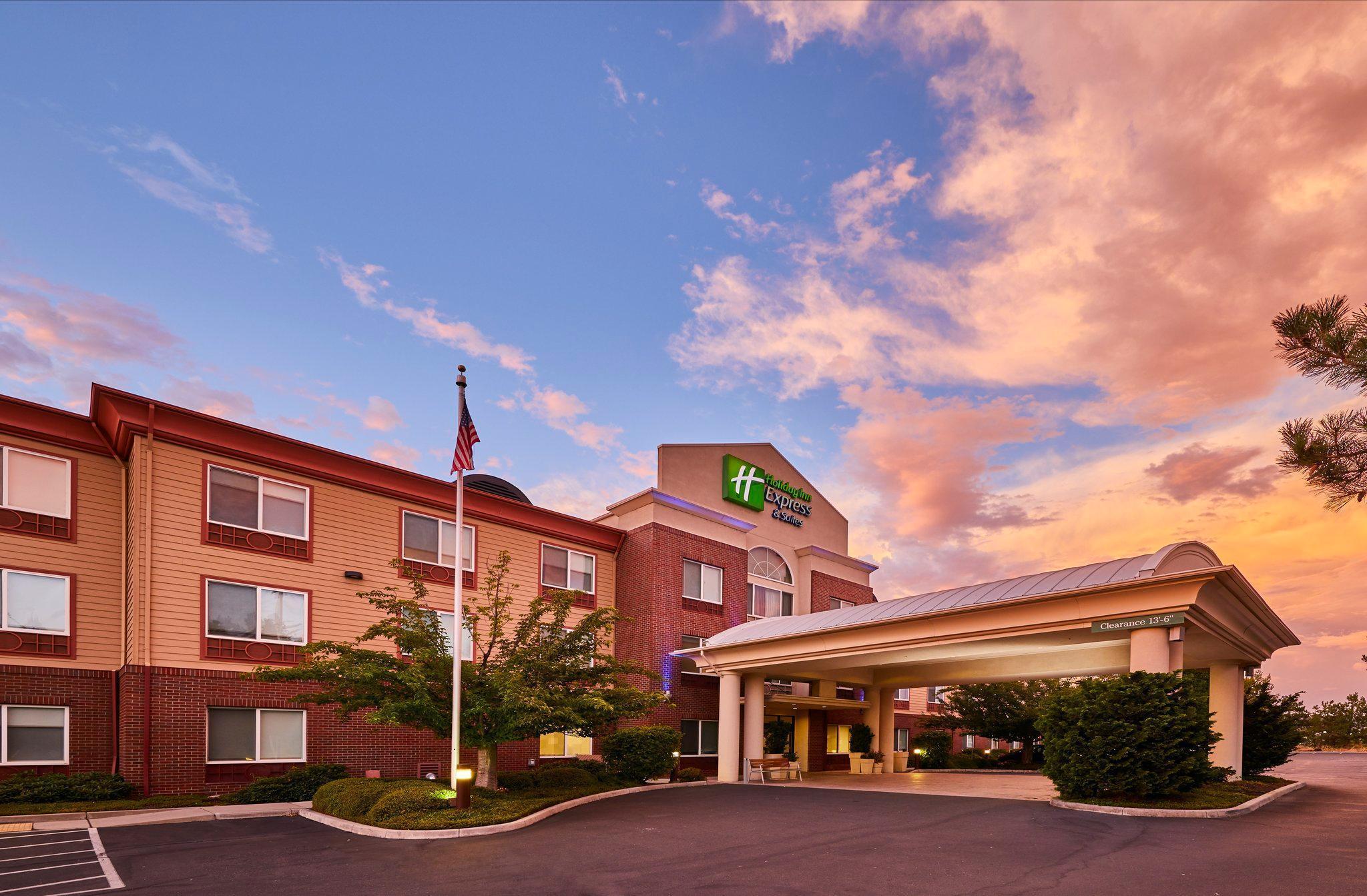 Holiday Inn Express Hotel & Suites Medford-Central Point By Ihg Esterno foto