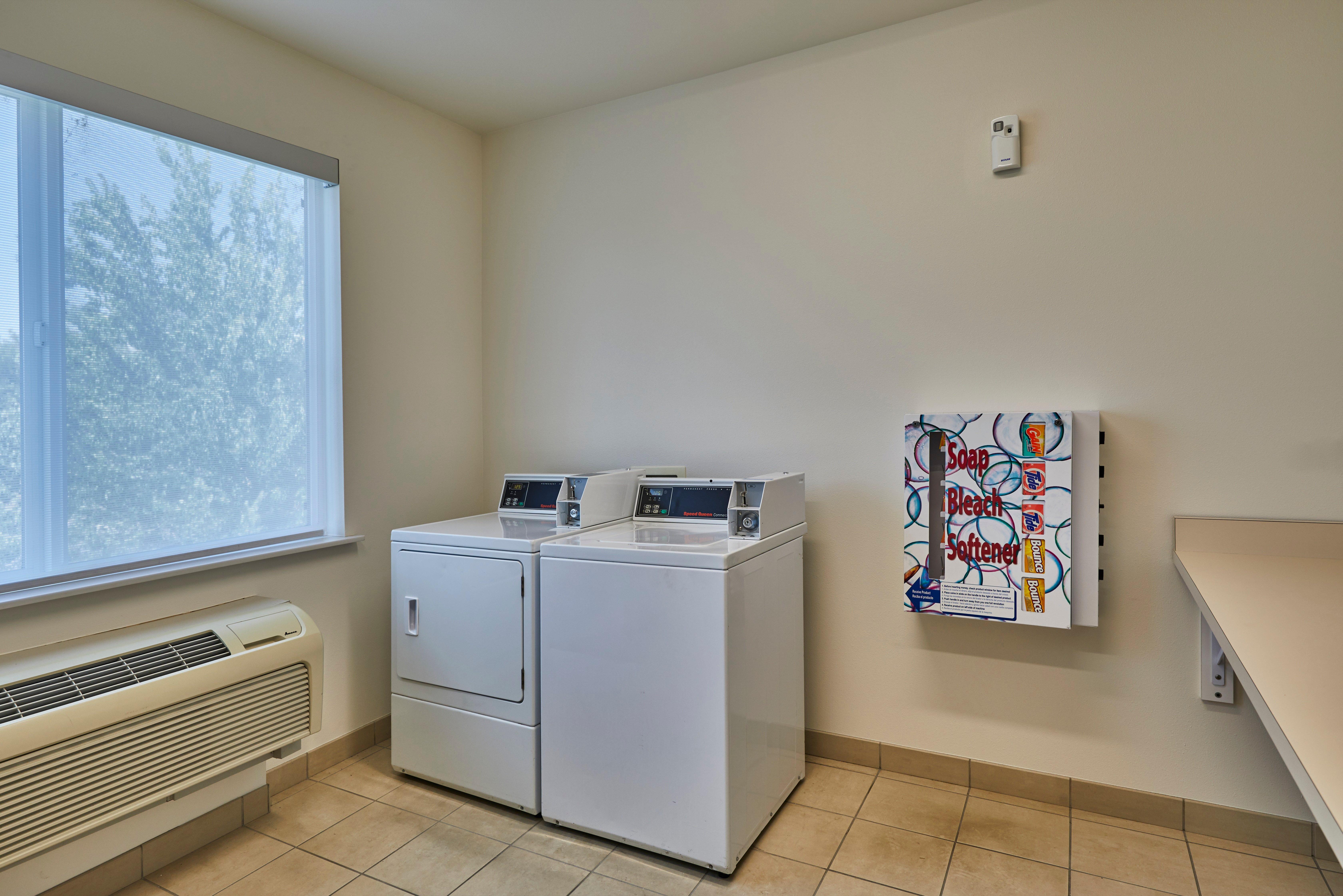 Holiday Inn Express Hotel & Suites Medford-Central Point By Ihg Esterno foto