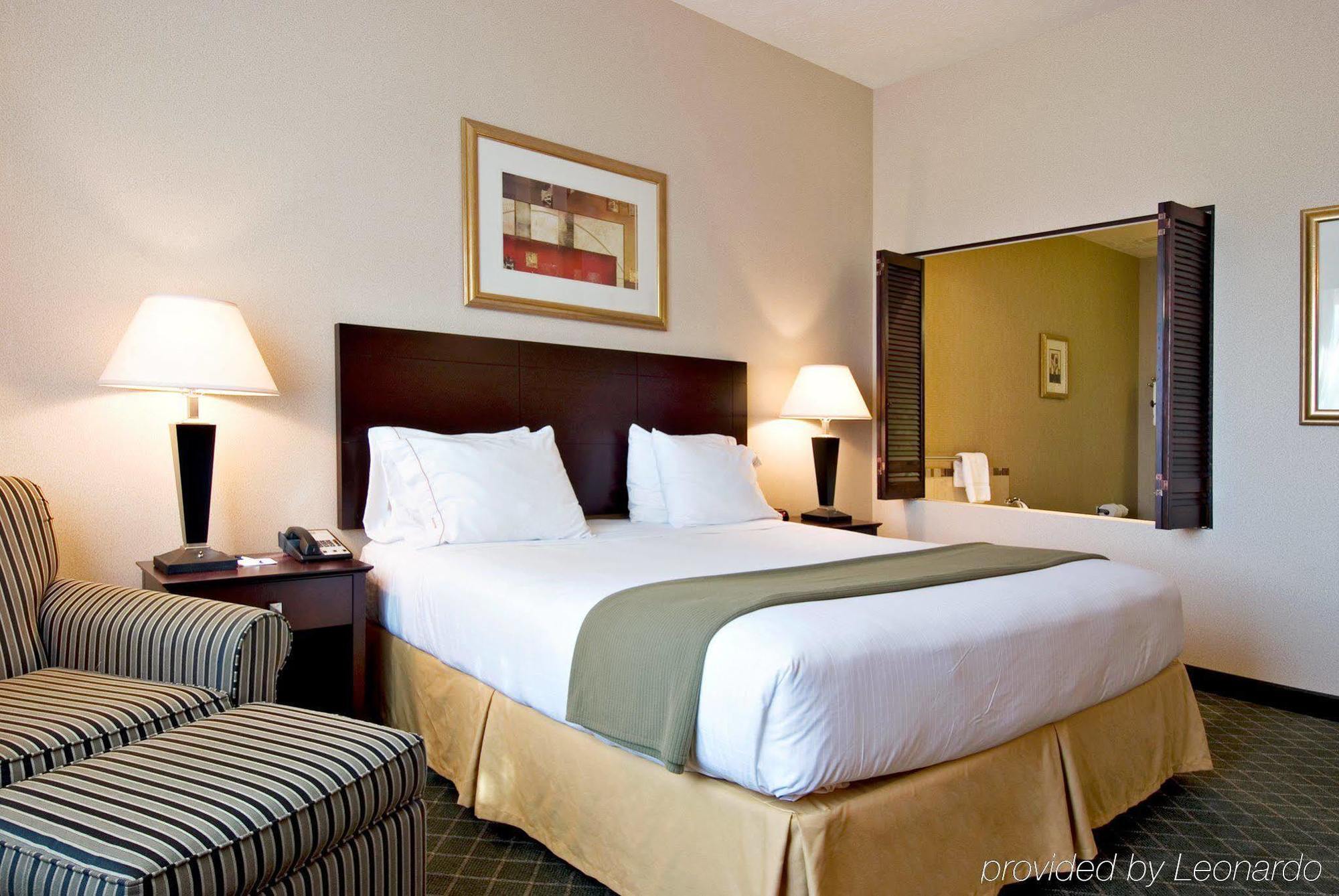 Holiday Inn Express Hotel & Suites Medford-Central Point By Ihg Esterno foto
